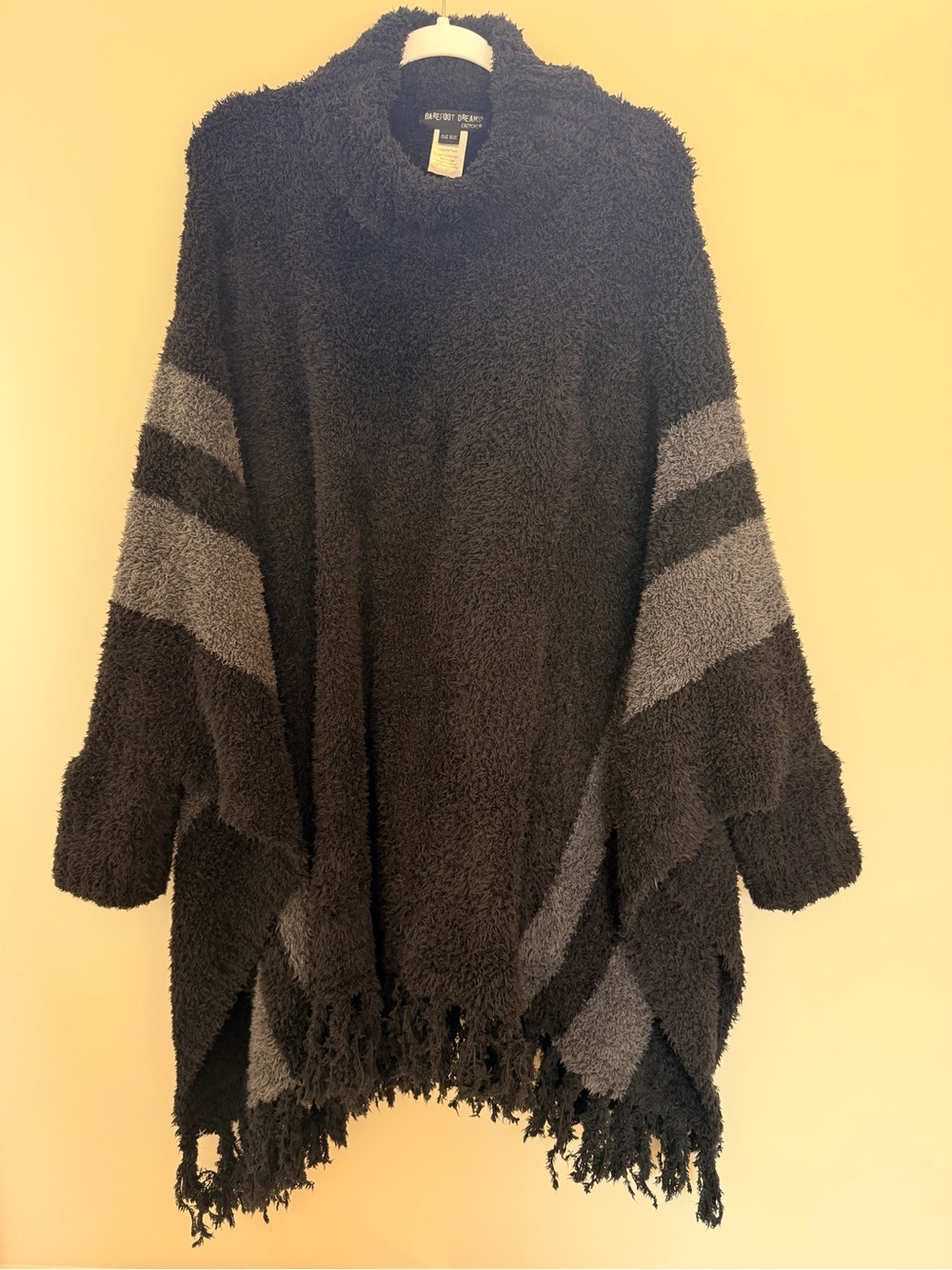 Barefoot Dreams CozyChic Beach Fringe Lounge Poncho One Size Black Gray
